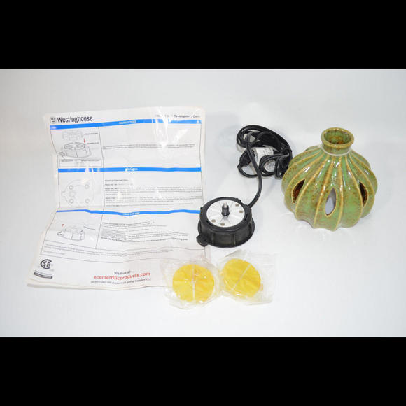 Westinghouse Scenterrific Fragrance Warmer Vanilla Green/Brown - Picture 2 of 2